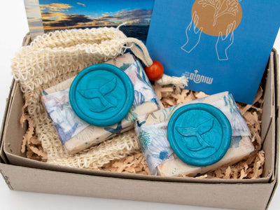 Eco-Yam seaweed soap gift set with two soap bars, luffa bag, and magnetic soap holder