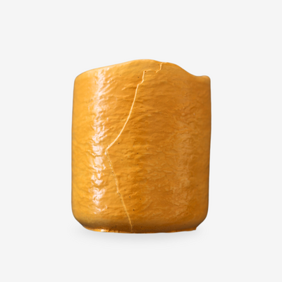 Israeli Streets Candle from No Dark Factory with fig, rosemary, and sea breeze scent inspired by Tel Aviv