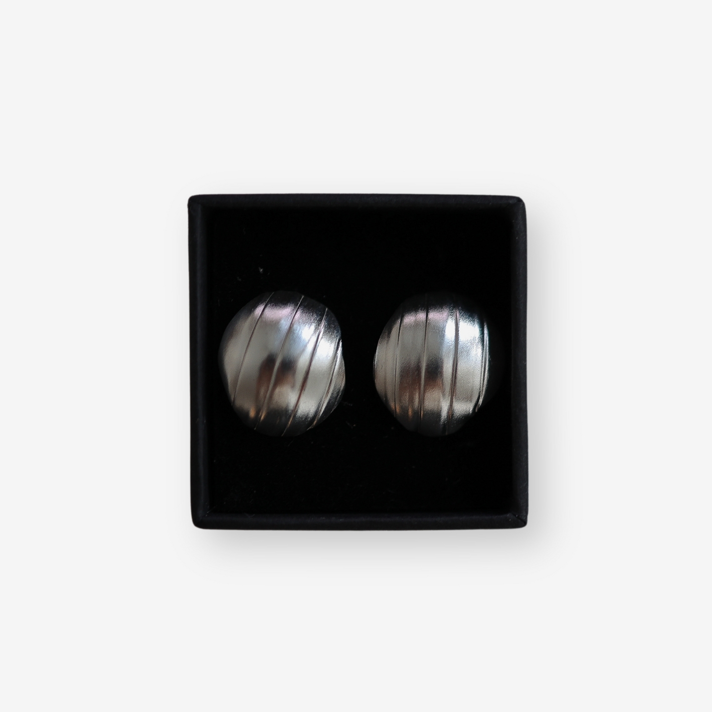 Sterling silver handmade earrings inspired by Israel's landscapes and craftsmanship
